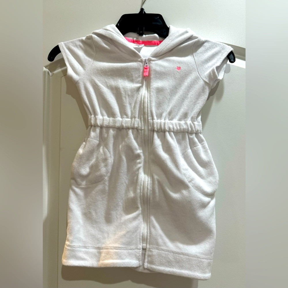 Carter’s Toddler girl 4T swimsuit hooded, zipper coverup with pockets
